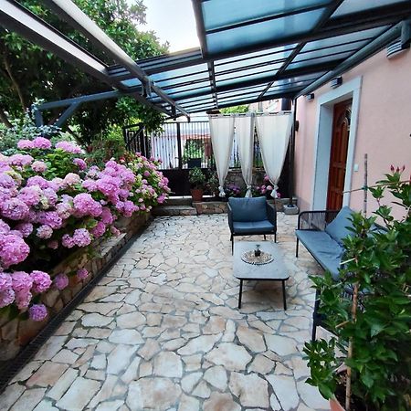 Vacation House Orange Veli Lošinj Dış mekan fotoğraf