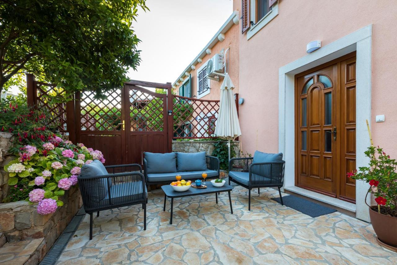 Vacation House Orange Veli Lošinj Dış mekan fotoğraf
