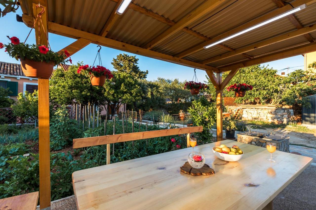 Vacation House Orange Veli Lošinj Dış mekan fotoğraf